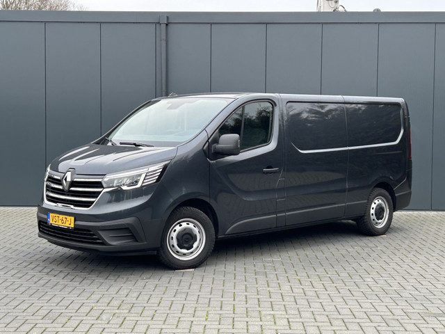 Renault Trafic 2.0 dCi / L2H1 / 1e EIG. / 21.178 KM !! / TREKHAAK / AIRCO / CRUISE / NAVI / APPLE CA