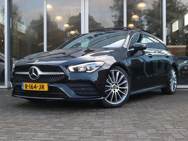 Mercedes-Benz CLA 180 Shooting Brake AMG Line | Panoramadak | Sfeerverlichting
