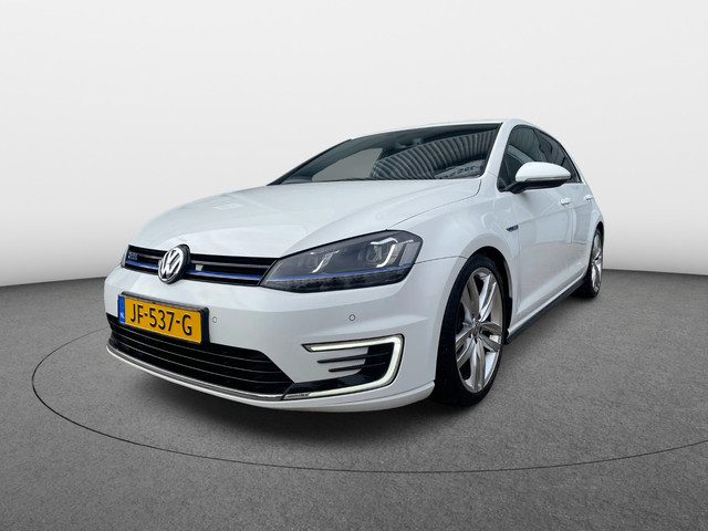 Volkswagen Golf 1.4 TSI GTE CARPLAY CLIMA CRUISE PDC