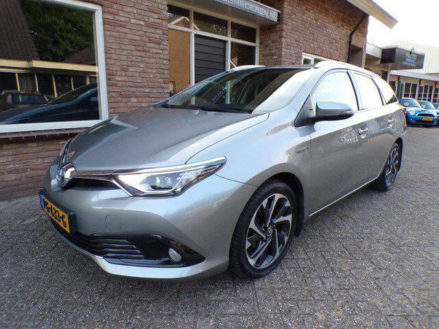 Toyota Auris Touring Sports 1.8 Hybrid Dynamic