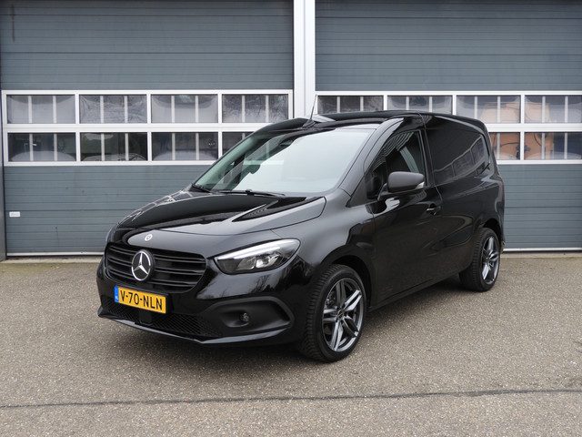 Mercedes-Benz Citan eCitan L1 Pro 51 kWh AIRCO | LED | CAMERA | 18 INCH | TREKHAAK
