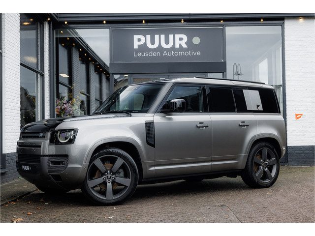 Land Rover Defender D250 110 X-Dynamic Heritage