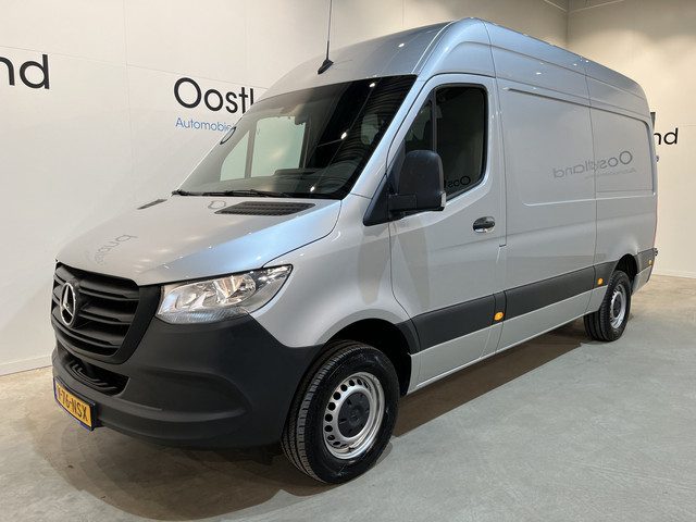 Mercedes-Benz Sprinter 317 CDI L2H2 RWD Automaat