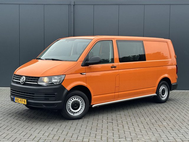 Volkswagen Transporter 2.0 TDI 102 PK TRENDLINE / L2H1 / 1e EIG. / DUBBEL CABINE / TREKHAAK / AIRCO