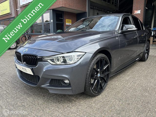 BMW 3 Serie 330i xDrive High Executive M-PAKKET*SCHUIFDAK*