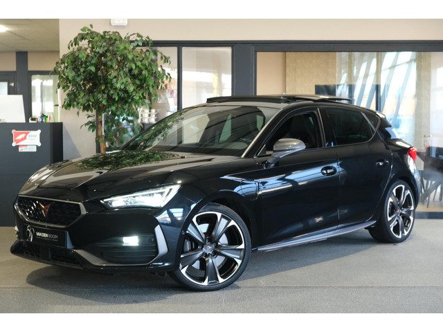 Cupra Leon 1.4 e-Hybrid VZ Black 245PK Pano Led Cam Navi ACC Virtual