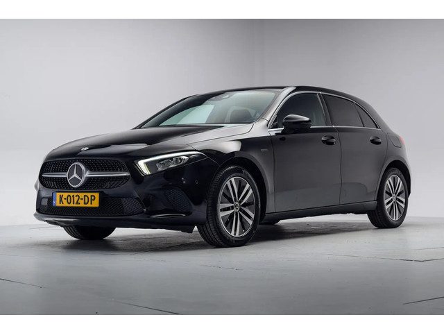Mercedes-Benz A-Klasse 250 e Business Solution Luxury Aut. [ Sfeerverlichting Sportstoelen Widescree