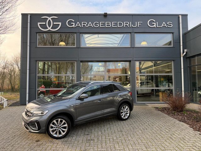 Volkswagen T-Roc 1.5 TSI R-Line camera - stoel-stuurverw.