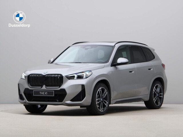 BMW iX1 xDrive30 - M Sport - 19 inch