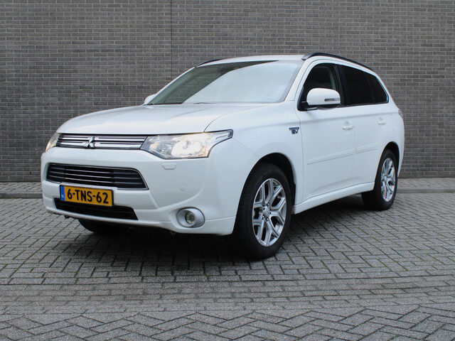 Mitsubishi Outlander 2.0 PHEV Instyle+