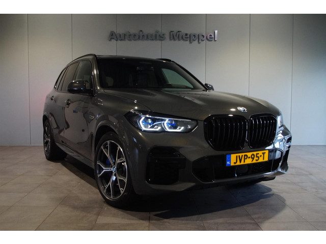 BMW X5 xDrive45e M-Sport Dravitgrau|Laserlicht|Trekhaak|Sky-Louge|Stoelventilatie/Massage