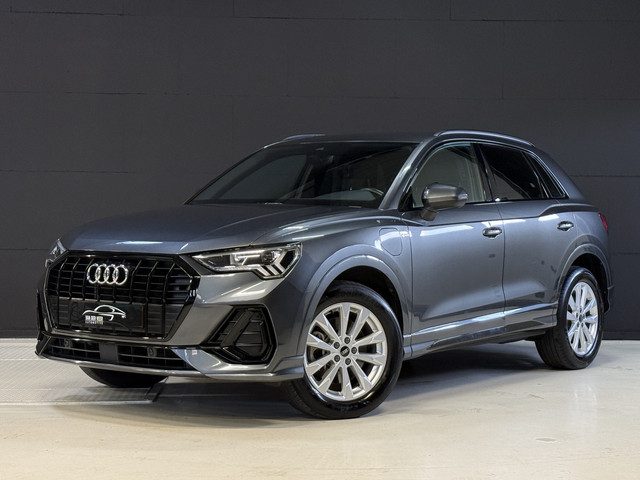 Audi Q3 45 TFSI e S edition | 1e Eigenaar | NAP | 2x S-line | Sfeerverlichting