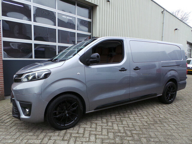 Toyota ProAce Worker 2.0 D-4D Aut. Black Line Long