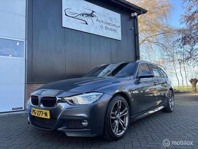 BMW 3 Serie touring 320i M Sport|Pano| CarPlay| Trekhaak