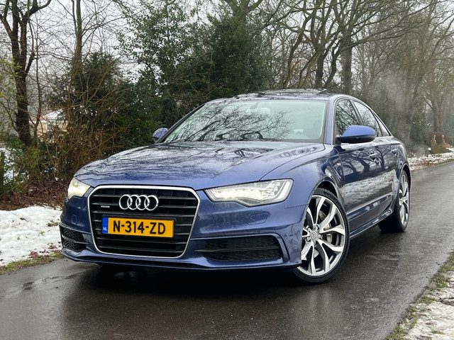 Audi A6 3.0 TFSI quattro S-Line | Schuif/Kanteldak + Lederbekleding + Camera + Cruise + Clima Nu € 1