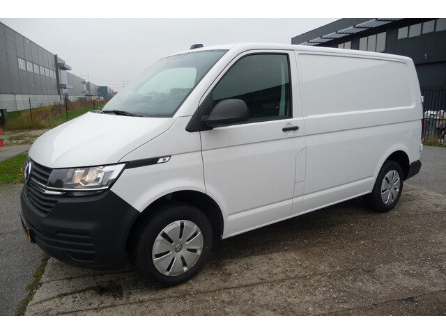 Volkswagen Transporter 90 pk 2.0 TDI L1H1 26 Economy Business