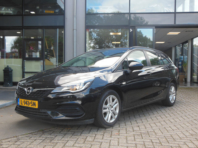 Opel Astra Sports Tourer 1.2 Edition