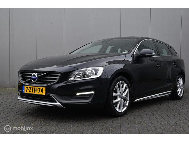 Volvo V60 1.6 T3 R-Design | Cruise | PDC | Trekhaak |