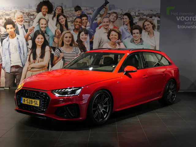 Audi A4 Avant 35 TFSI S edition - Occasion Lease vanaf €664 p/m -
