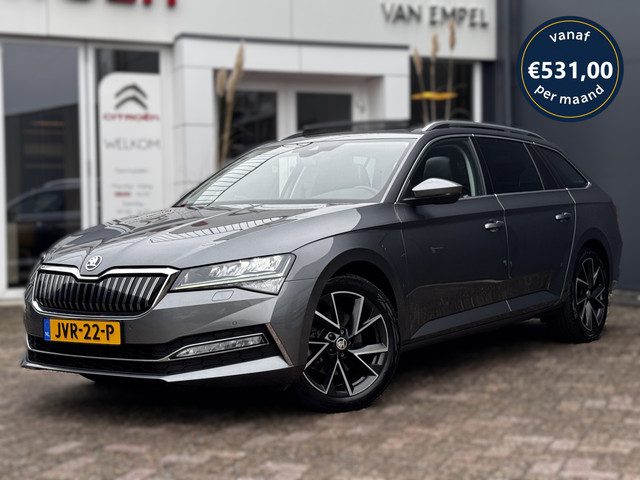 Škoda Superb Combi 1.4 TSI iV Sportline Business | 218 PK | Pano | Trekhaak | Camera | Stoelverwarmi