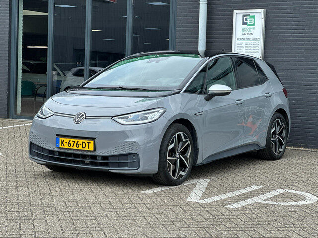 Volkswagen ID.3 First Plus 58 kWh / NAVI / CARPLAY / CAMERA /NL AUTO-NAP