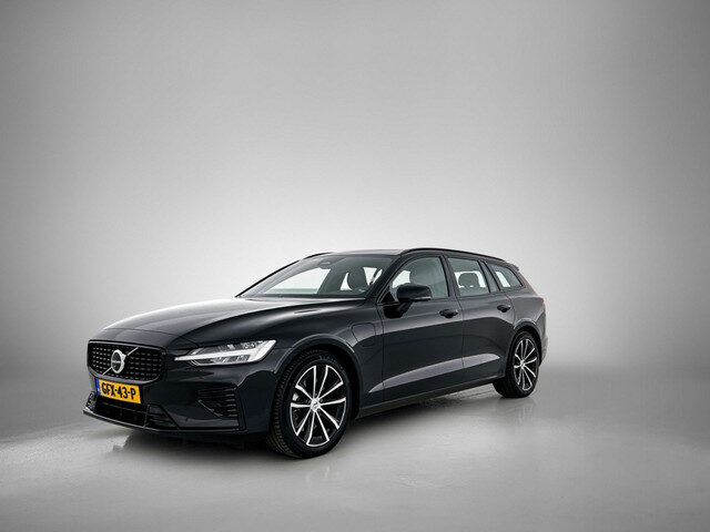 Volvo V60 2.0 T6 AWD Plus Dark | 360° Camera | Trekhaak | Panoramadak |