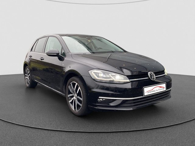 Volkswagen Golf 1.5 TSI Highline Business R
