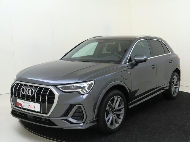 Audi Q3 45 TFSI e S edition