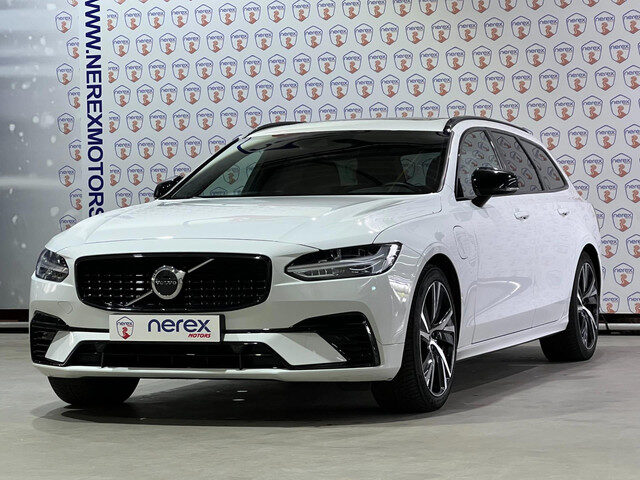 Volvo V90 2.0 T8 AWD R-Design|Pano|Cam|Pilot Asist|Memory
