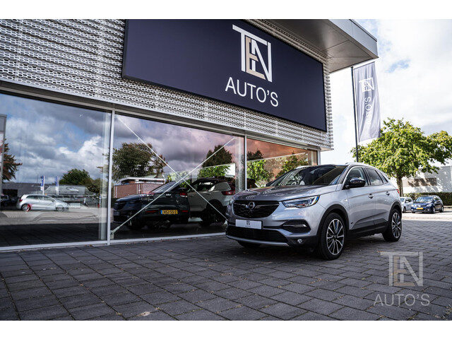 Opel Grandland X 1.6 Turbo Hybrid Ultimate