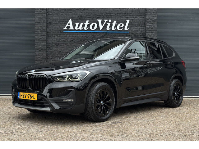 BMW X1 xDrive25e | PDC V+A | Apple Carplay | Elektrische Klep | LED | Cruise | DAB | 15x op voorraad