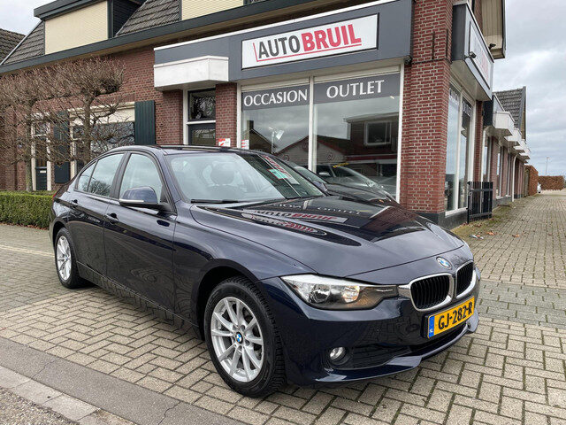 BMW 3 Serie 316i Business Aut./ Ned auto /Navi /Clima/