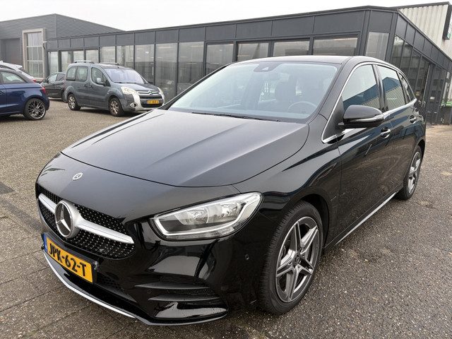 Mercedes-Benz B-Klasse 250 e Business Solution AMG