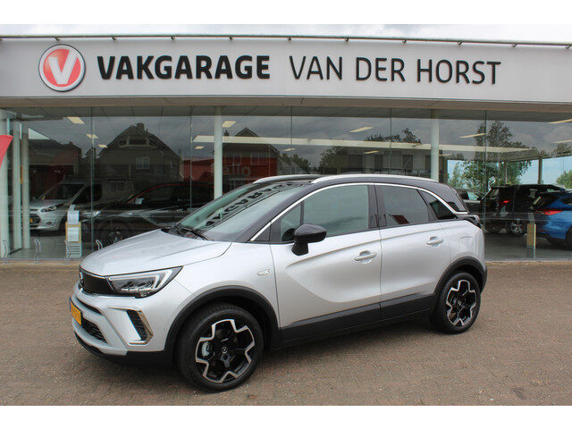 Opel Crossland 1.2-110pk Turbo 'Elegance'.