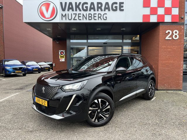 Peugeot 2008 1.2 PureTech Allure // LED // CRUISE // HALF LEDER // CAMERA+SENSOREN // NAVI+CARPLAY//