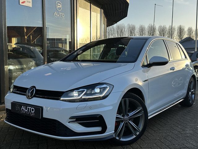 Volkswagen Golf 1.4 TSI Highline Business R