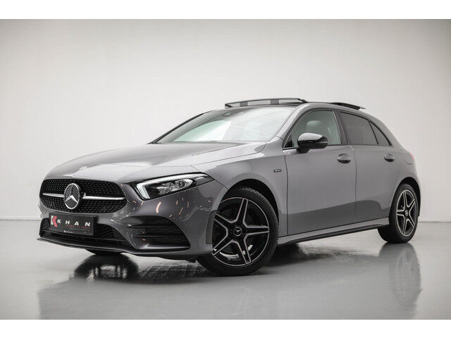 Mercedes-Benz A-Klasse A250e AMG Line