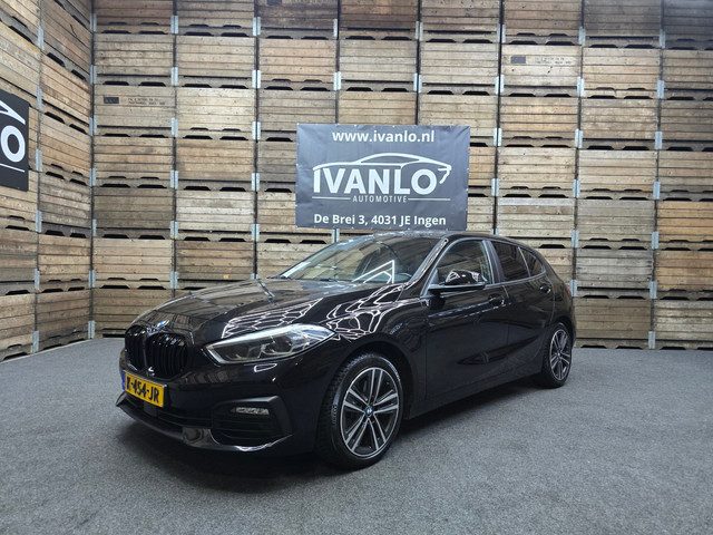 BMW 1 Serie 118i Executive Edition Panoramadak PDC LED VCP Navi Clima LM