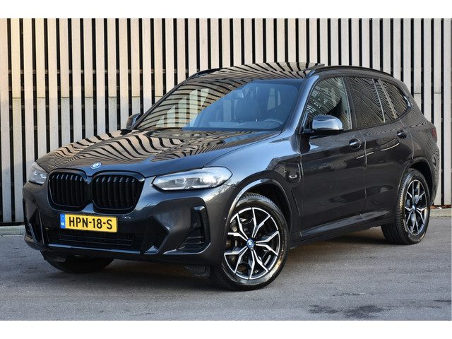 BMW X3 xDrive30e High Executive M-Sport Pano Camera Leder Memory Carplay Keyless!