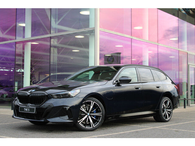 BMW 5 Serie touring 530e M Sport Automaat