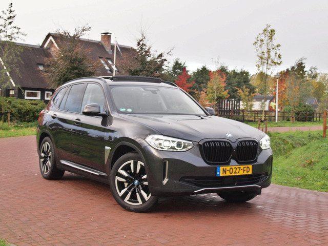 BMW iX3 Executive 80 kWh