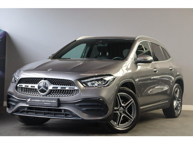 Mercedes-Benz GLA 250 e AMG Line