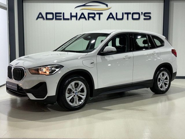 BMW X1 XDrive25e Executive Automaat / Navigatie full map / Cruise control / Climate control / Keyles