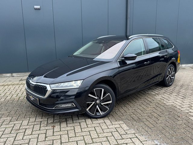 Škoda Octavia Combi 1.5 e-TSI Automaat * Leder * Side Assist * Stoelverwarming * Virtual Cockpit *