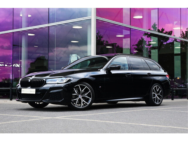 BMW 5 Serie touring 520i High Executive M Sport Automaat