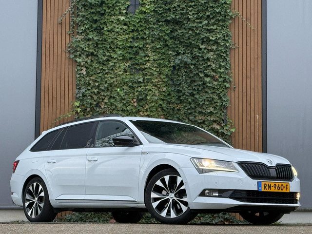 Škoda Superb Combi 1.4 TSI ACT Sportline Business|RS STOELEN|TREKHAAK|STANDKACHEL