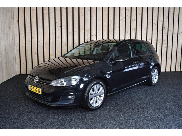 Volkswagen Golf 1.0 TSI Connected Series DSG Navi Camera Clima Cruise Dealerauto Nwe APK