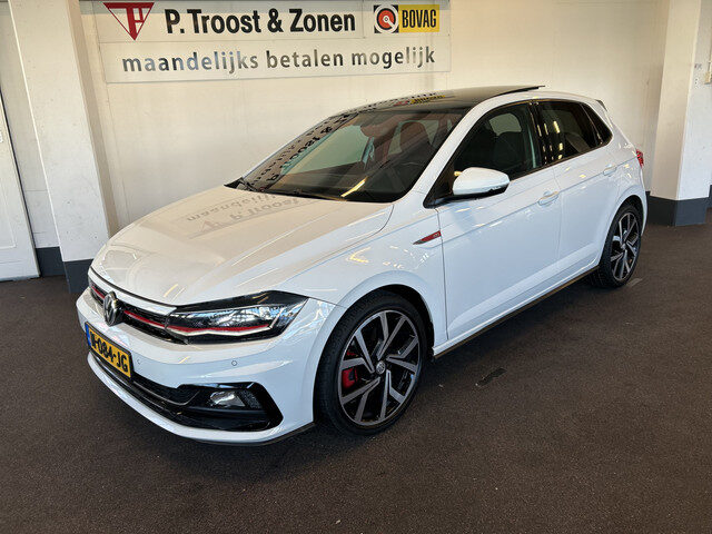 Volkswagen Polo 2.0 TSI GTI | Panoramadak | Digital dashboard | Adaptief onderstel | Achteruitrijcam