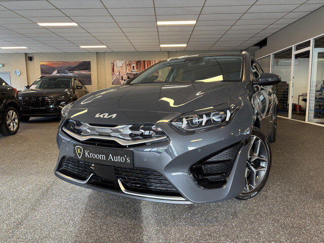Kia Ceed Sportswagon 1.6 GDI PHEV Exec Line / Panodak / Leer / Stoelventilatie / Apple Carplay / Dab