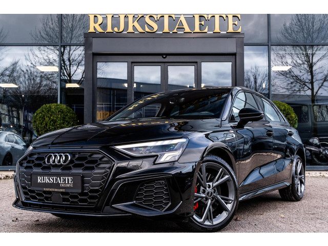 Audi A3 Sportback 45 TFSI e S-Line|CARPLAY|ACC|MATRIX|18''
